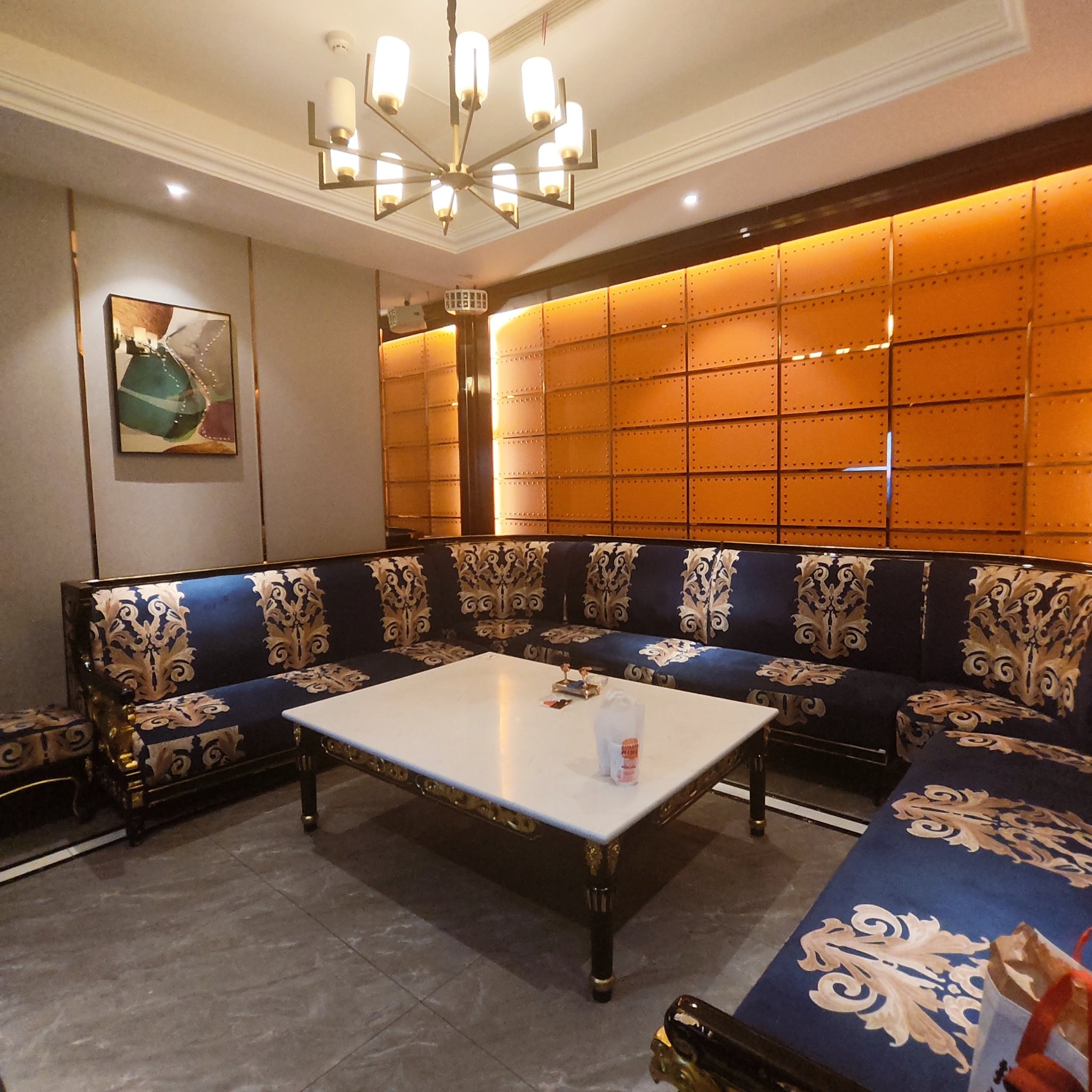 丽江商务ktv价格及小时收费揭秘-华坪县ktv预订